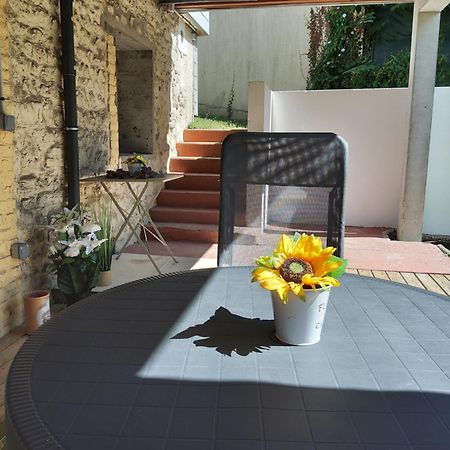 Apartament Meuble Avec Cour Sotteville-lès-Rouen Zewnętrze zdjęcie